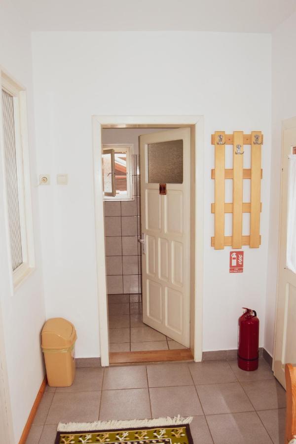 Casa de vacanță Hársfa Vendégház Rimetea Esterno foto