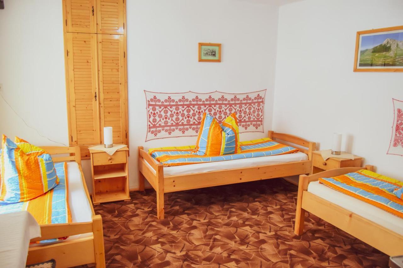 Casa de vacanță Hársfa Vendégház Rimetea Esterno foto