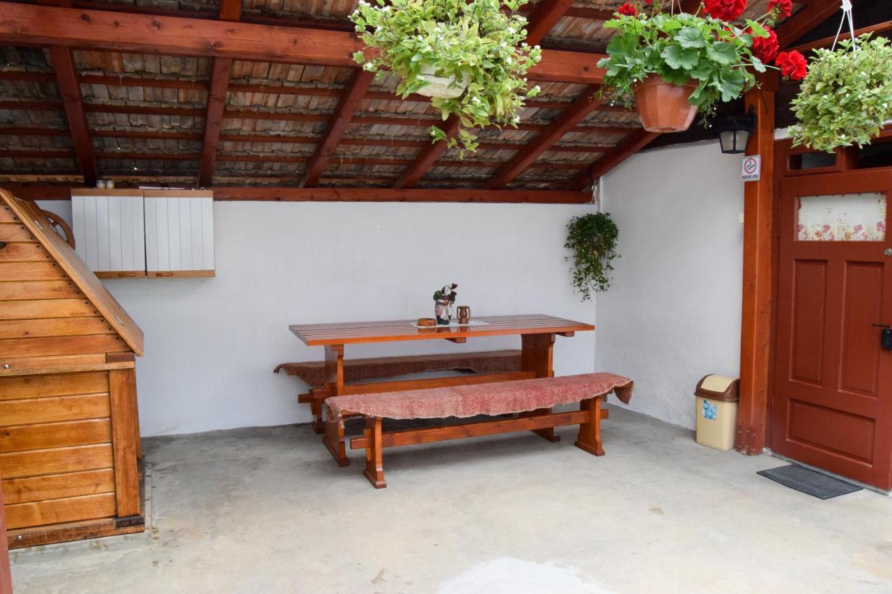 Casa de vacanță Hársfa Vendégház Rimetea Esterno foto